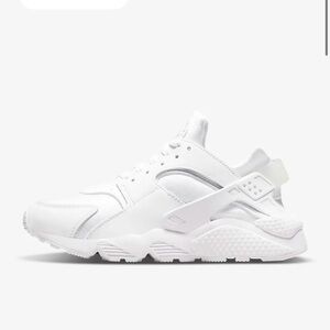 Nike Air Huarache size 7.5